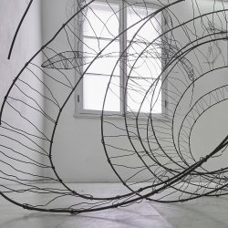  Spirale, Objekt aus Eisendraht, 80x80x variabel, 2017